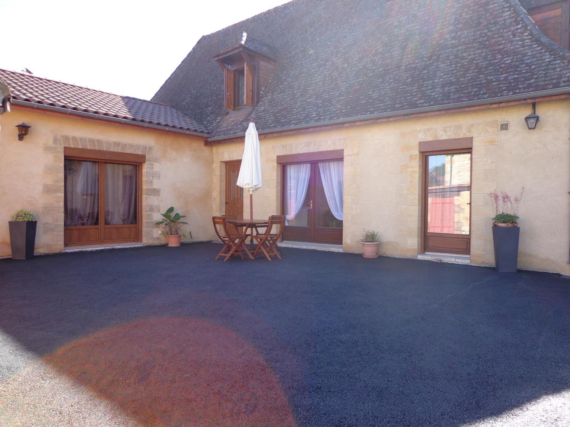 Maison De Ville En Perigord Noir Saint-Cyprien  Zewnętrze zdjęcie